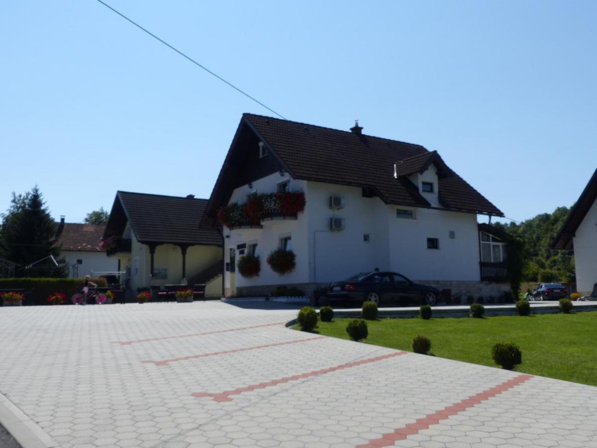 House Pox 2 Otel Plitvička Jezera Dış mekan fotoğraf