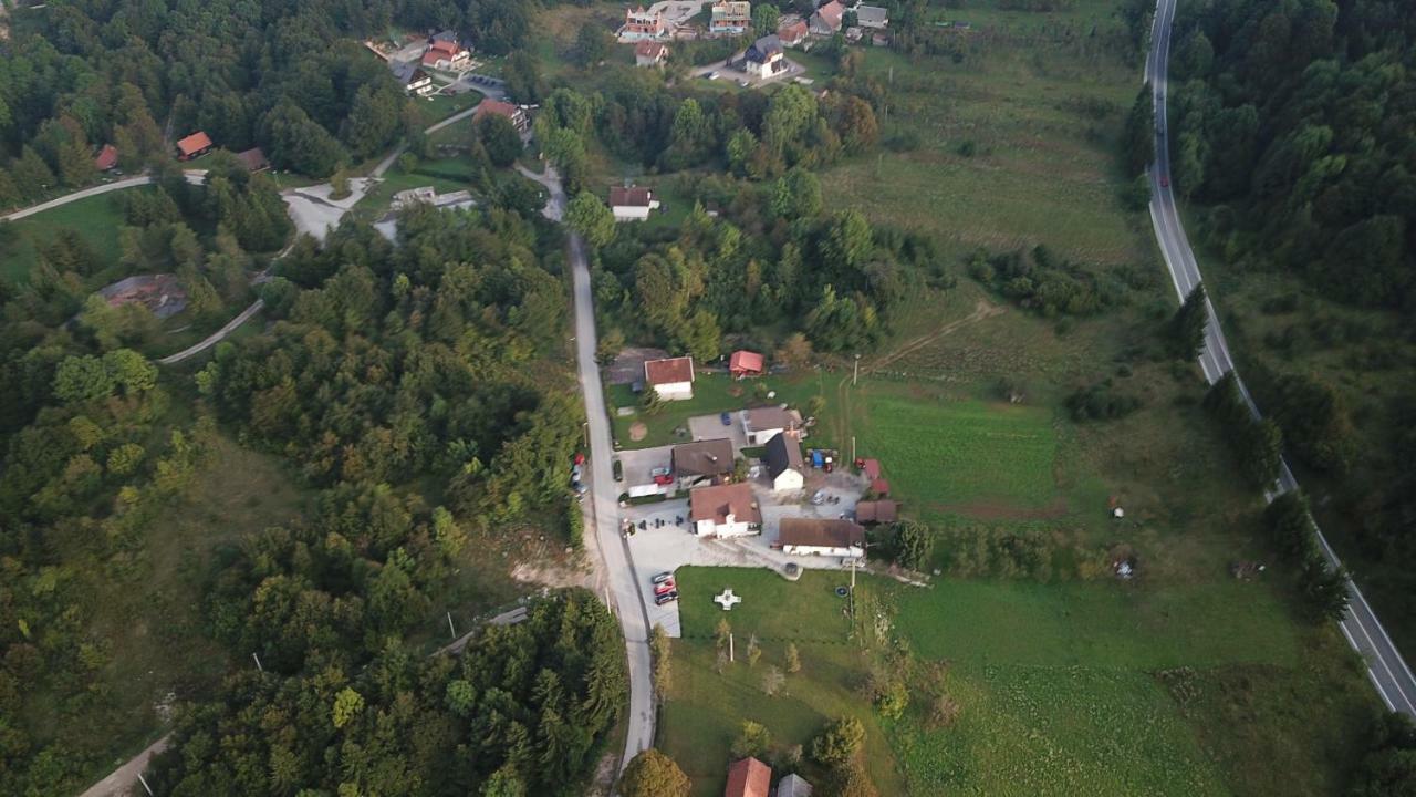 House Pox 2 Otel Plitvička Jezera Dış mekan fotoğraf