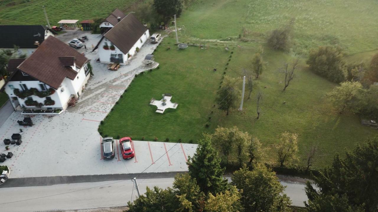 House Pox 2 Otel Plitvička Jezera Dış mekan fotoğraf